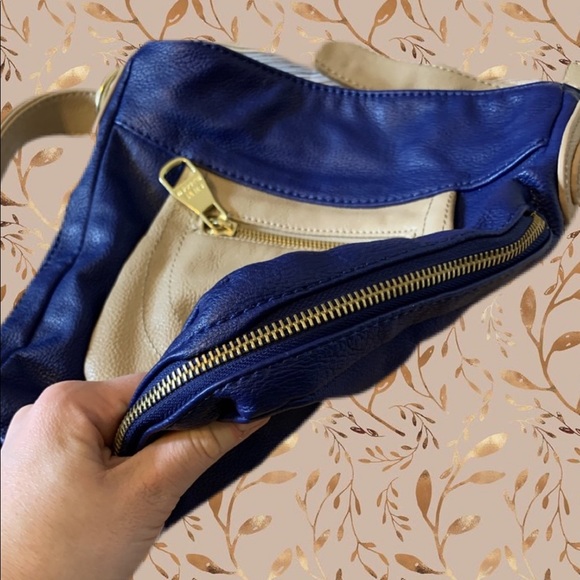 Steve Madden crossbody bag - Picture 3 of 5